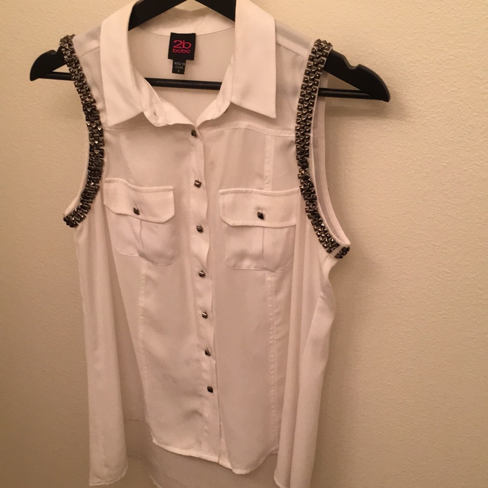 Bebe high low blouse